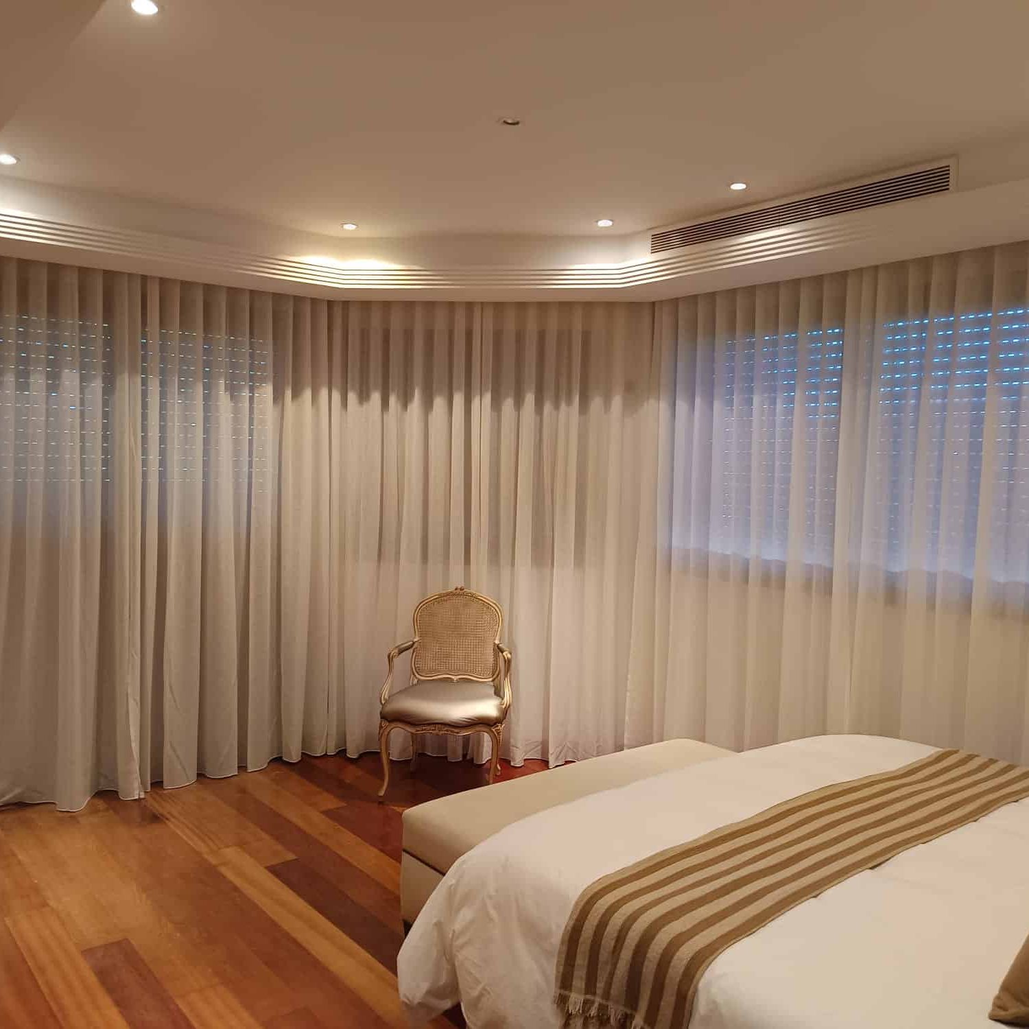 Perfect wave bedroom curtains