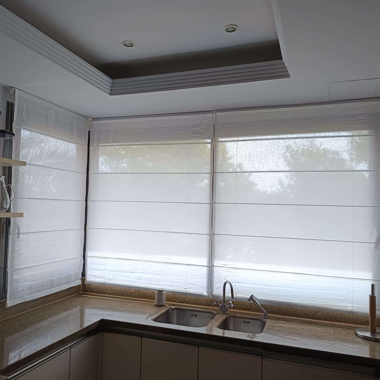 Roller blinds, kitchen